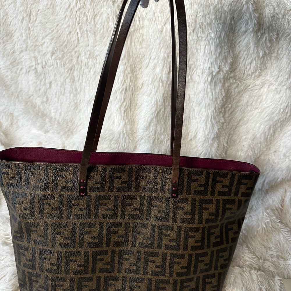 Fendi Zucca Spalmati small role tote tobacco fuchsia - Picture 9 of 17